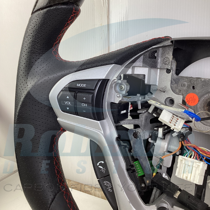 Honda CR-Z 2011-2016 carbon Fiber Steering Wheel (core exchange required) - Image 3