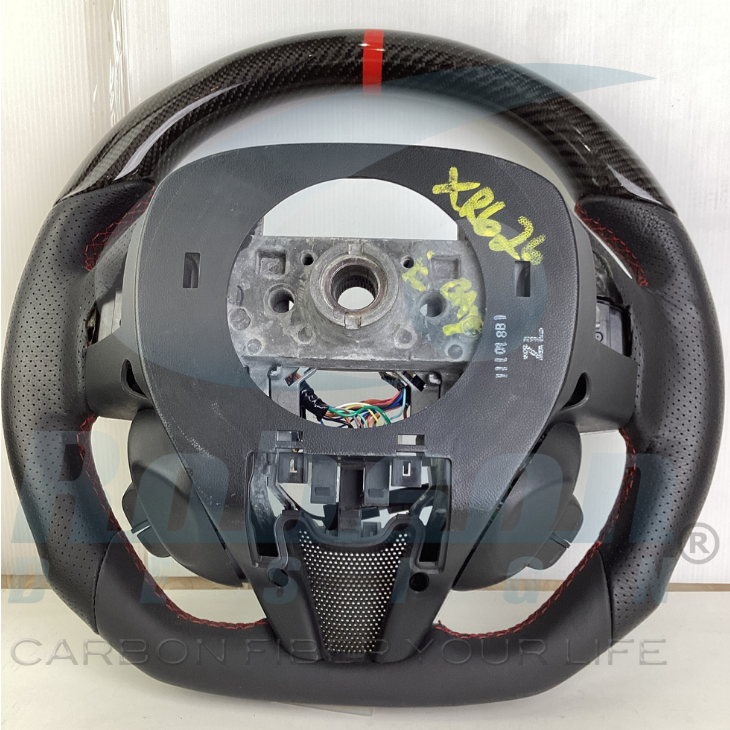 Honda CR-Z 2011-2016 carbon Fiber Steering Wheel (core exchange required) - Image 4