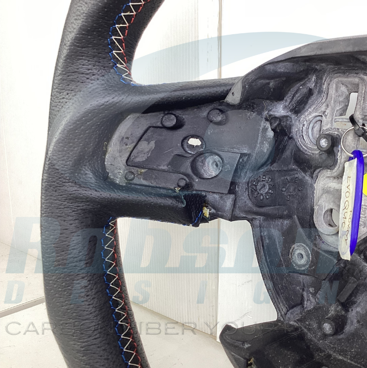 RANGE ROVER EVOQUE L538 2012-2019 carbon Fiber Steering Wheel (core exchange required) - Image 3