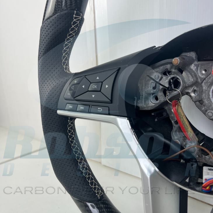 Nissan Serena Kicks X-TRAIL March Rogue Qashqai 2016-2020 carbon Fiber Steering Wheel (core exchange required) - Image 5