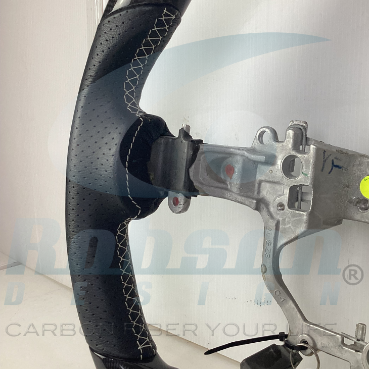 Toyota Alphard Vellfire 2016-2022 carbon Fiber Steering Wheel (core exchange required) - Image 2