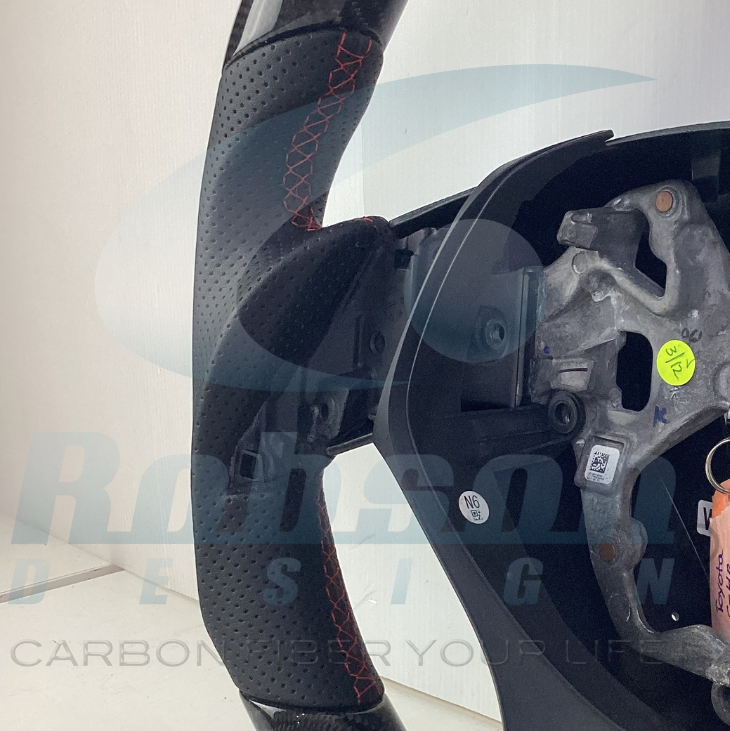 Toyota CHR 2019-2023 carbon Fiber Steering Wheel (core exchange required) - Image 6