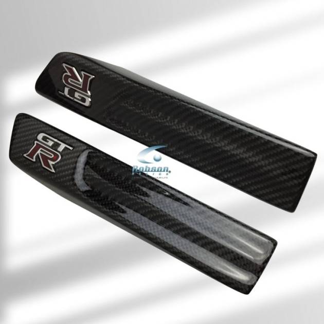 Nissan GTR-35 Premium Carbon Fiber Side Fender Emblem Cover(2pcs) 2006-2015 (core exchange required)