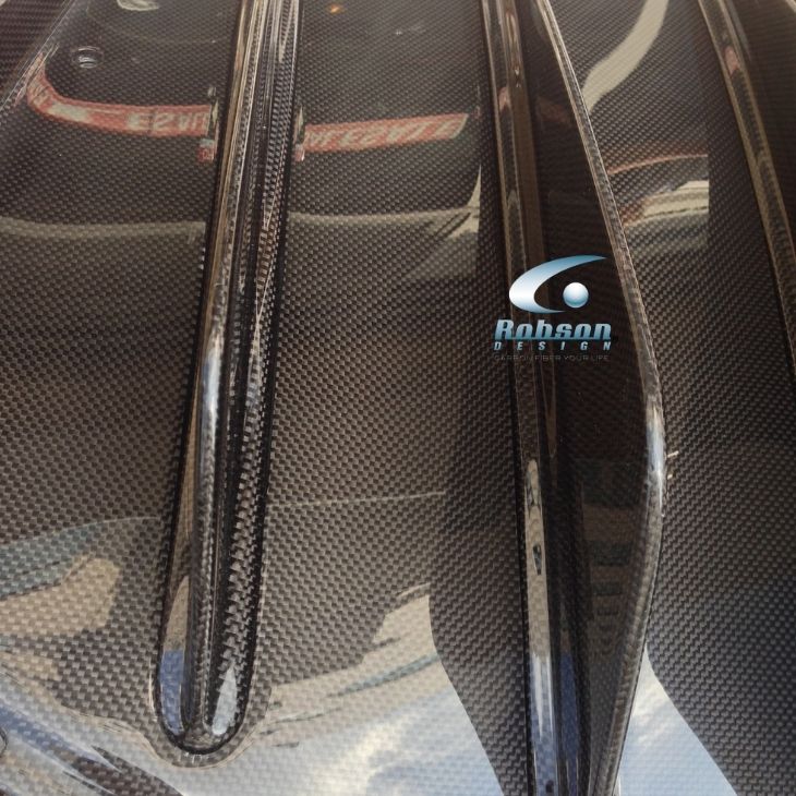 Ferrari 458 Italia Premium Plain Carbon Fiber Rear Diffuser with Fins 2009-2015(core exchange required) - Image 2