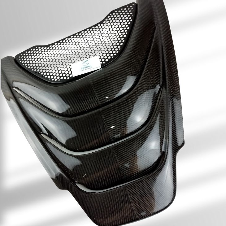 McLaren 720s 2017-2023 Premium Carbon Fiber Engine Cover - Image 2