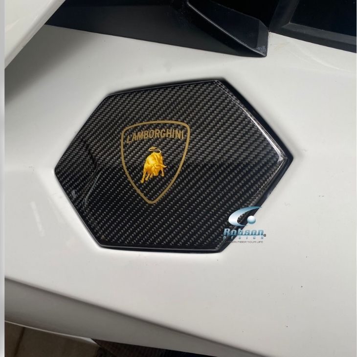 Lamborghini Aventador LP700/LP740/LP750 Premium Carbon Fiber Fuel Cover(core exchange required)
