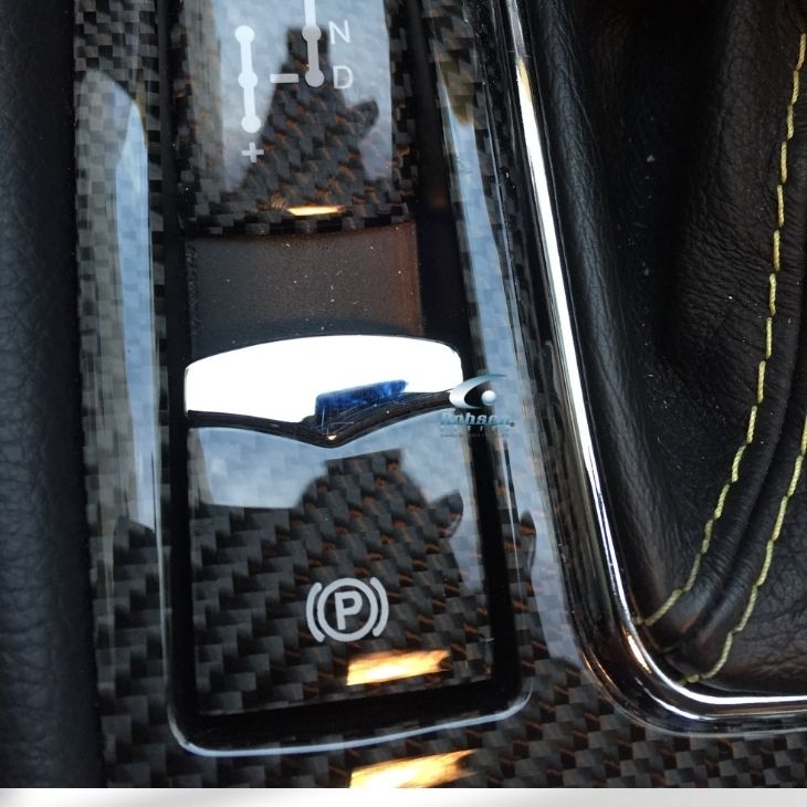Maserati GranTurismo Mc Stradale Premium Carbon Fiber 'P' Buttons (core exchange required) - Image 3